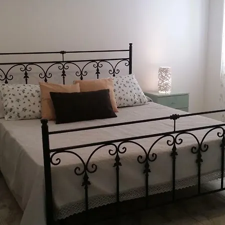 Pazze's House Nyaraló *